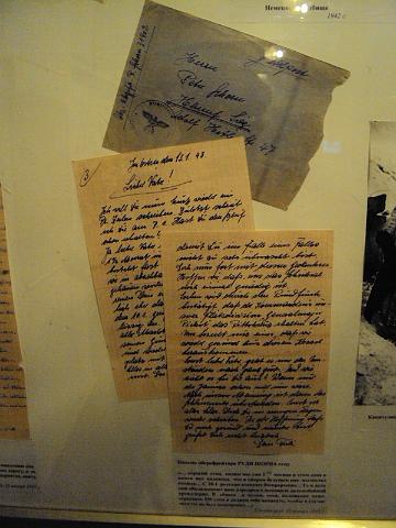 e_72.jpg - Ein Feldpostbrief vom 13.01.1943 "Lieber Vater!"